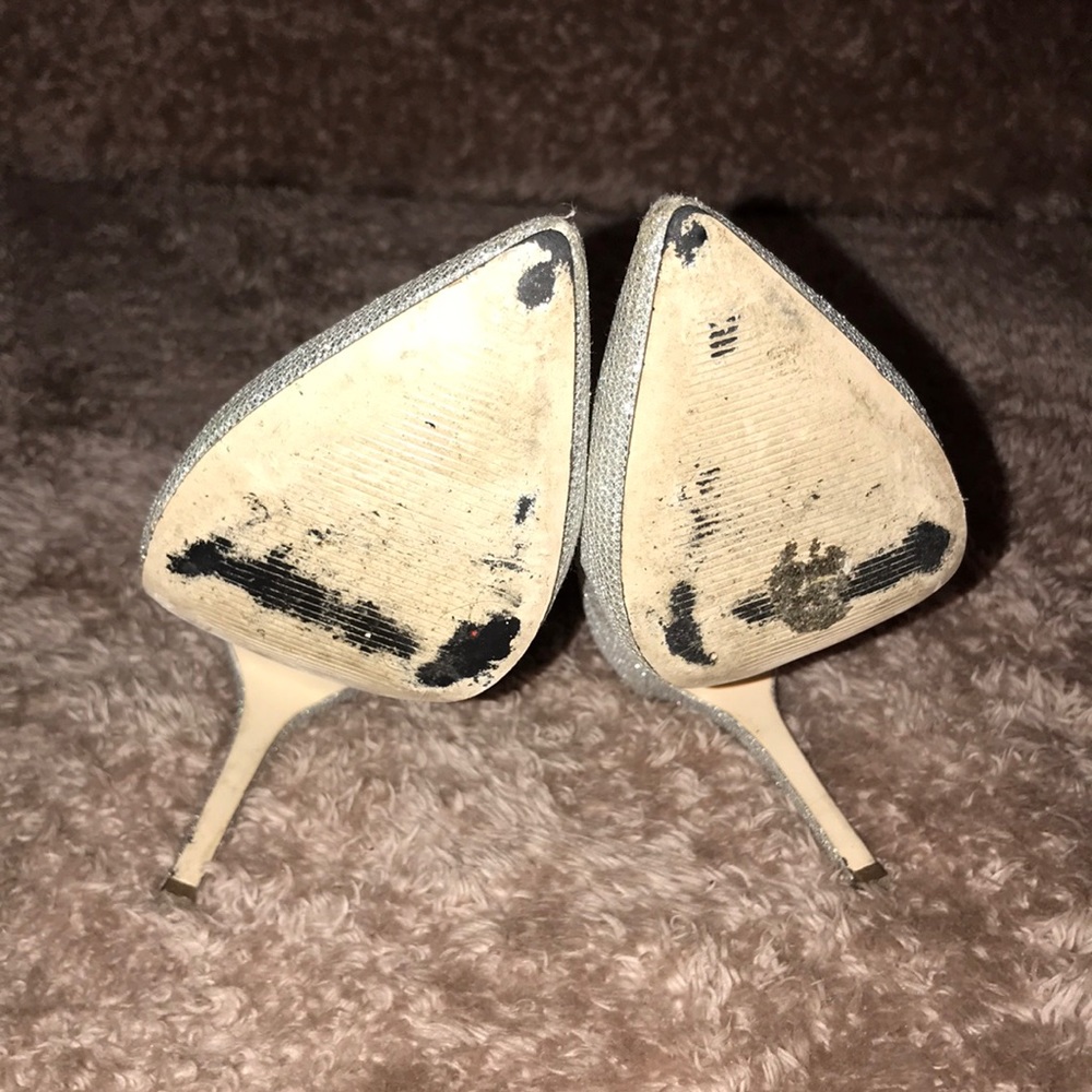 Heels - Picture 4 of 4